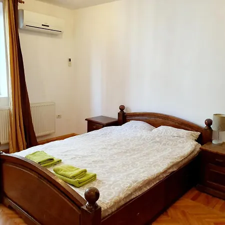 Best Suites شقة بوخارست